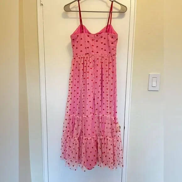 NWOT THE Betsy Johnson Heart Dress!! Cute, stylish, sexy! Date Night ready! - Picture 2 of 6